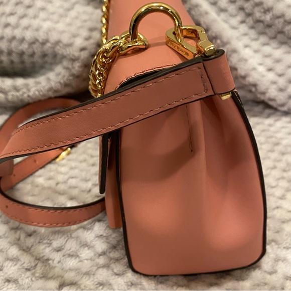 Michael Kors cross body purse in beautiful pink color with gold accents - Picture 8 of 13